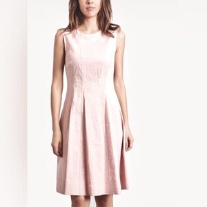 Theory Modern Tea Organic Stretch Linen
Mini Dress